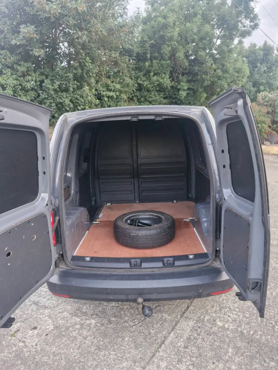 2018 VW Caddy 2.0TDi - Image 3