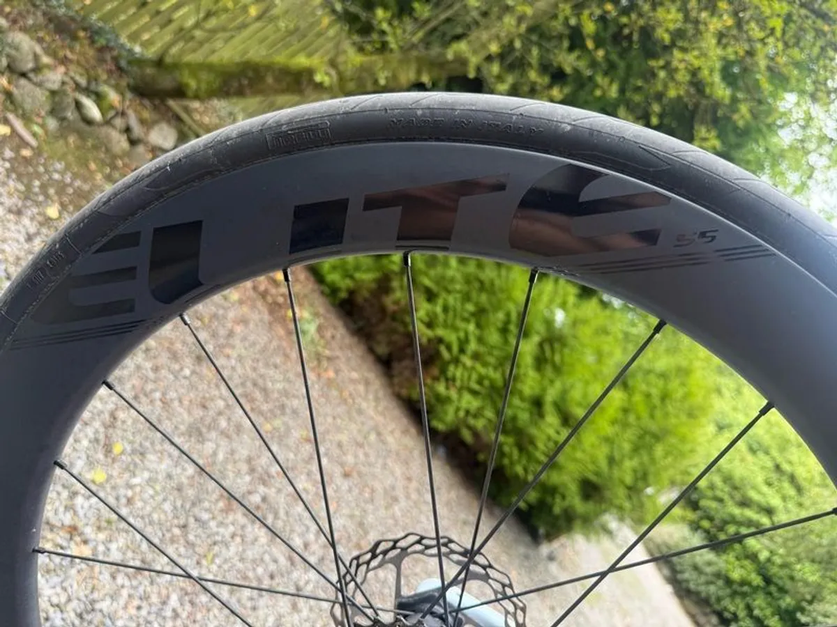 cube attain carbon size 53 (M) - Image 3