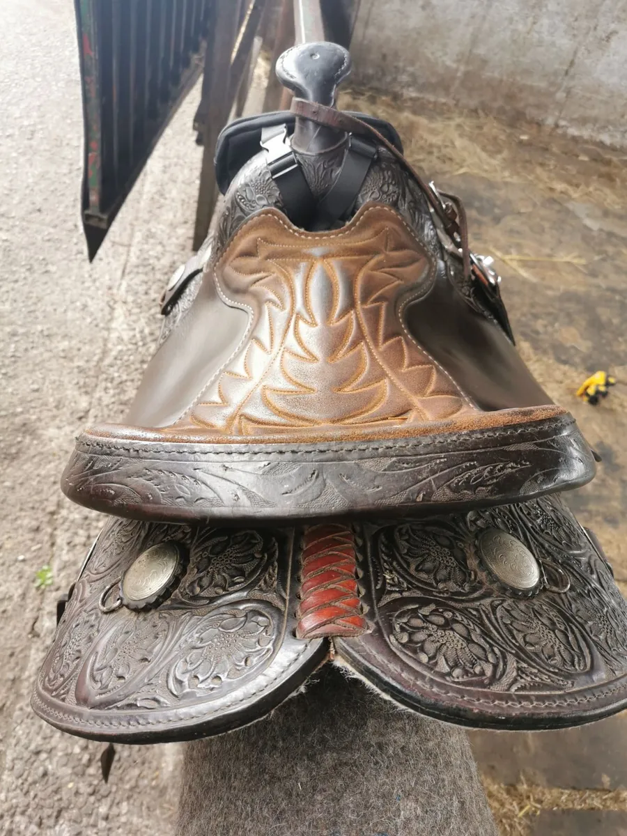 Western Saddle - Image 2