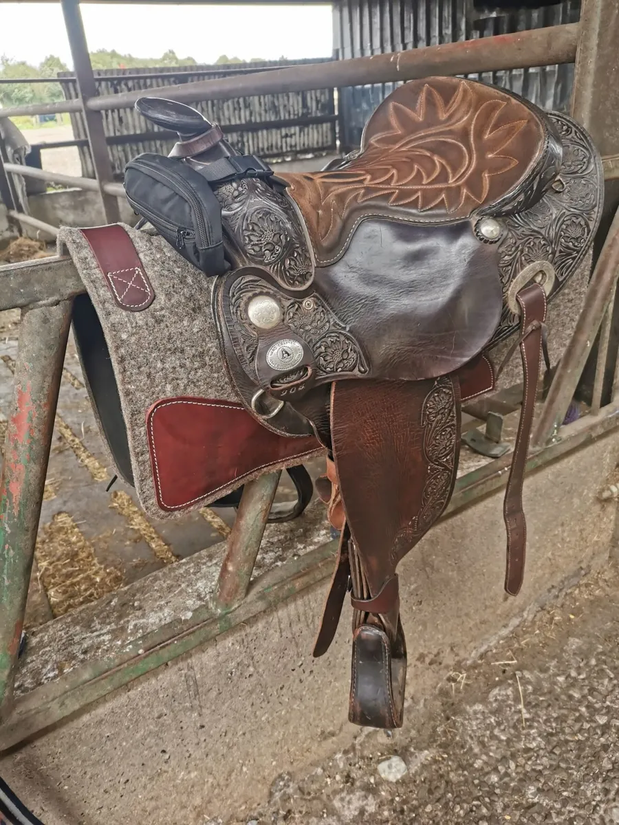 Western Saddle - Image 4
