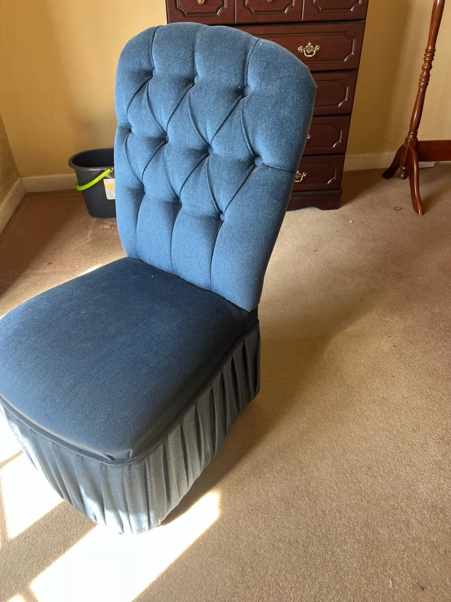 Bedroom chair - Image 1