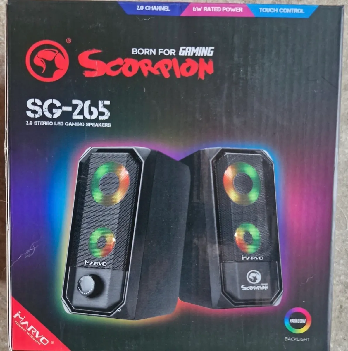 Computer with speakers and light up keyboard - Image 3