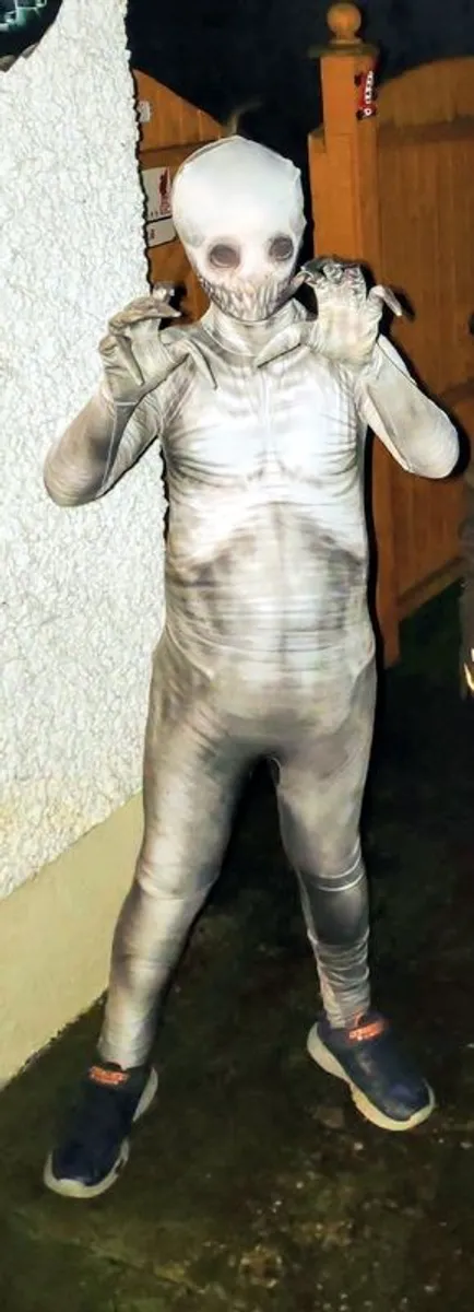 zombie costume