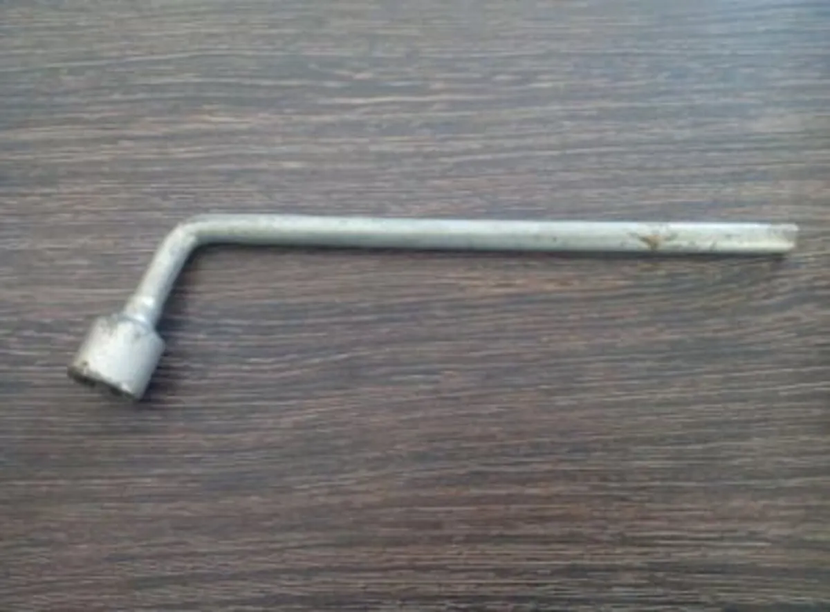 Car Wheel Brace.