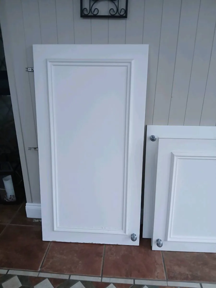Kitchen Cabinet doors - Image 4