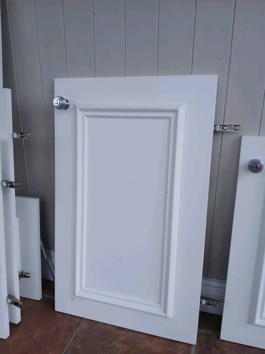 Kitchen Cabinet doors - Image 1