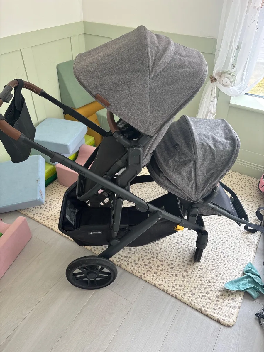 Uppa baby vista v2 bundle - Image 4