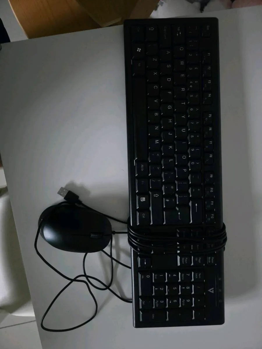 Wired USB keyboard and mouse - Image 4