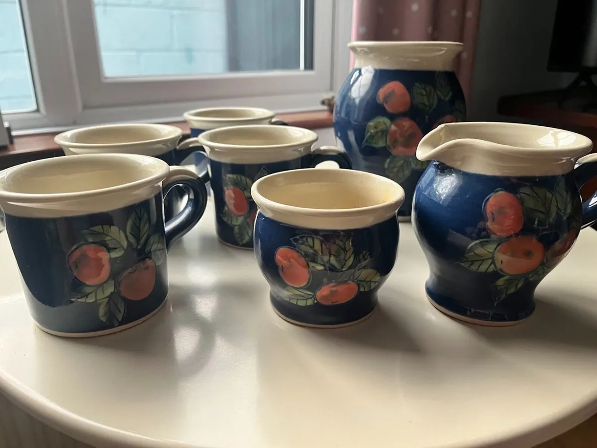 Forrester Bandon Irish Pottery Stoneware Apples - Image 2