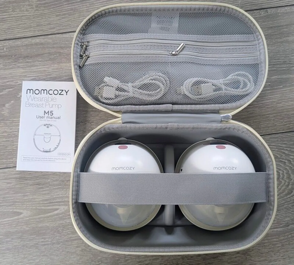 Momcozy M5 Wearable Breast Pump - Double