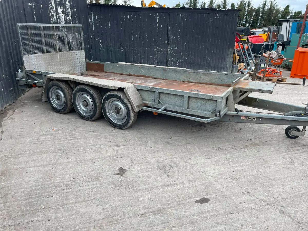 Ifor Williams Tri-Axle Plant Trailer 14ft x 6ft - Image 2