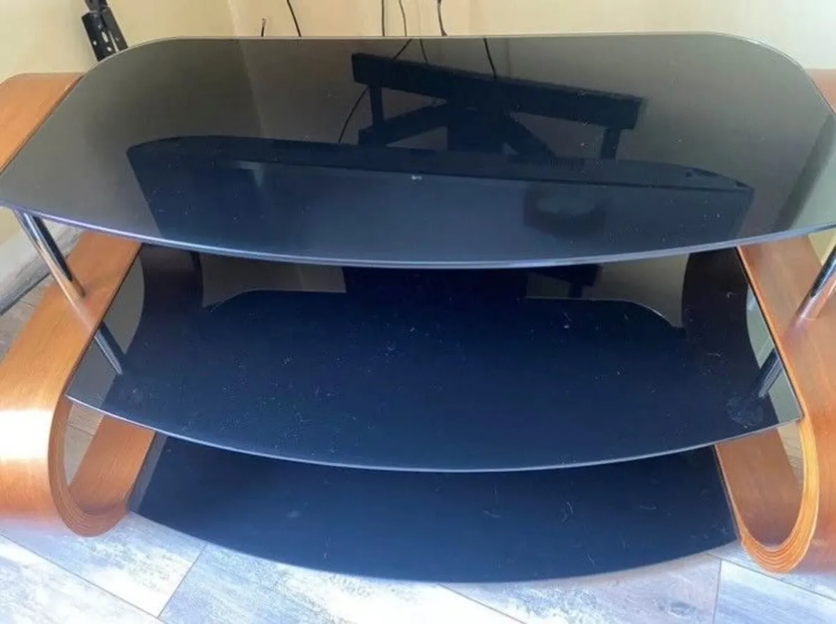 TV Stand - Image 3