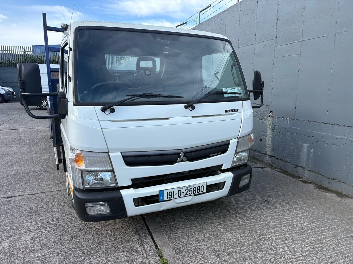 2019 3.5Tonne Mitsubishi Fuso Cantor flat bed - Image 1