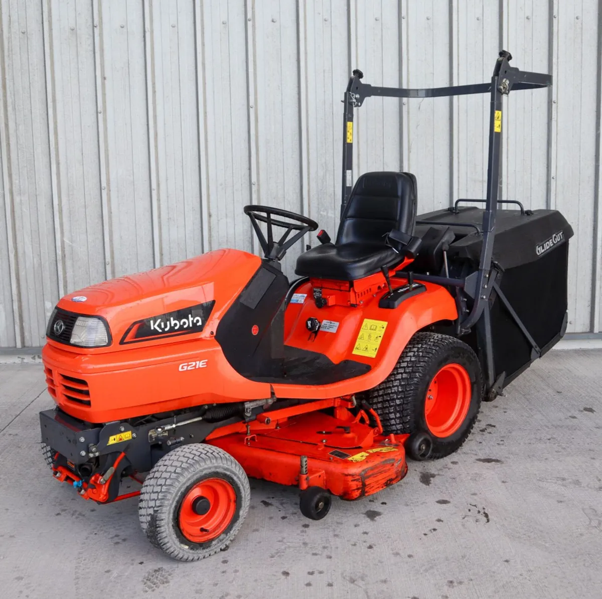 2021 Kubota G21eLD Lawnmower - Image 1