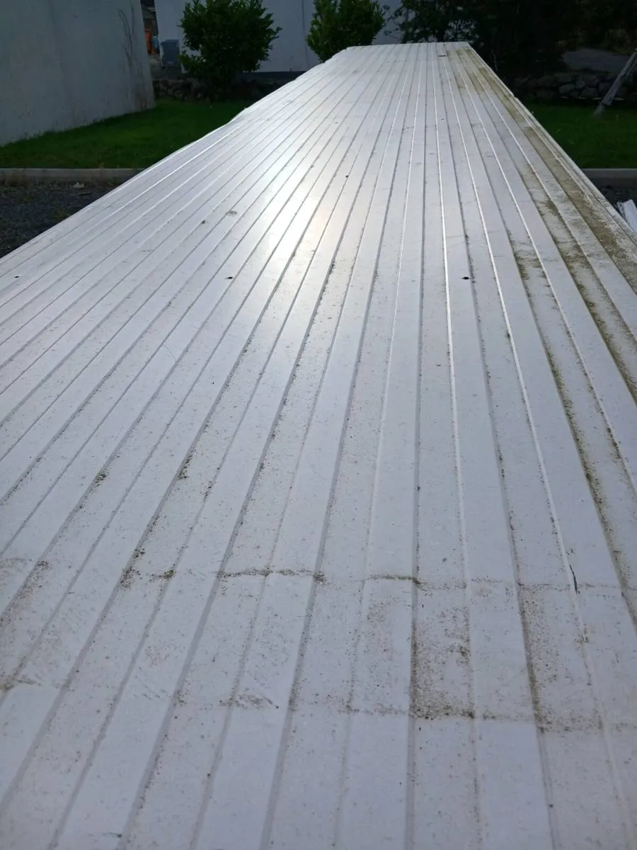 10 Kingspan insulated sheets 8m - Image 2