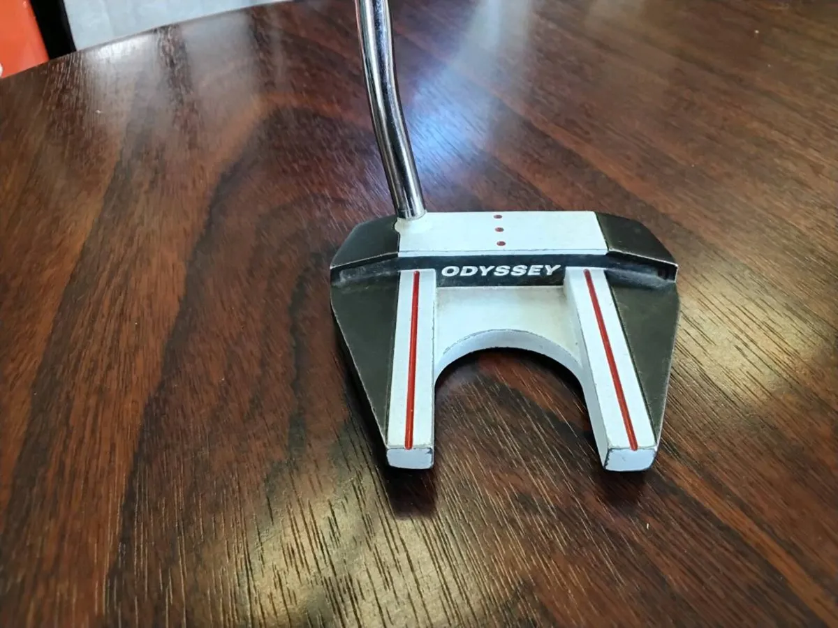 Odyssey TANK Super Stroke Putter - Image 3
