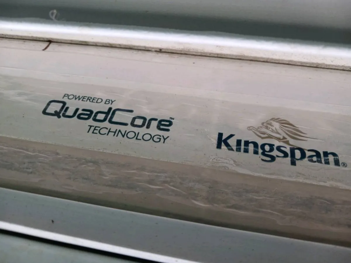10 Kingspan insulated sheets 8m - Image 3