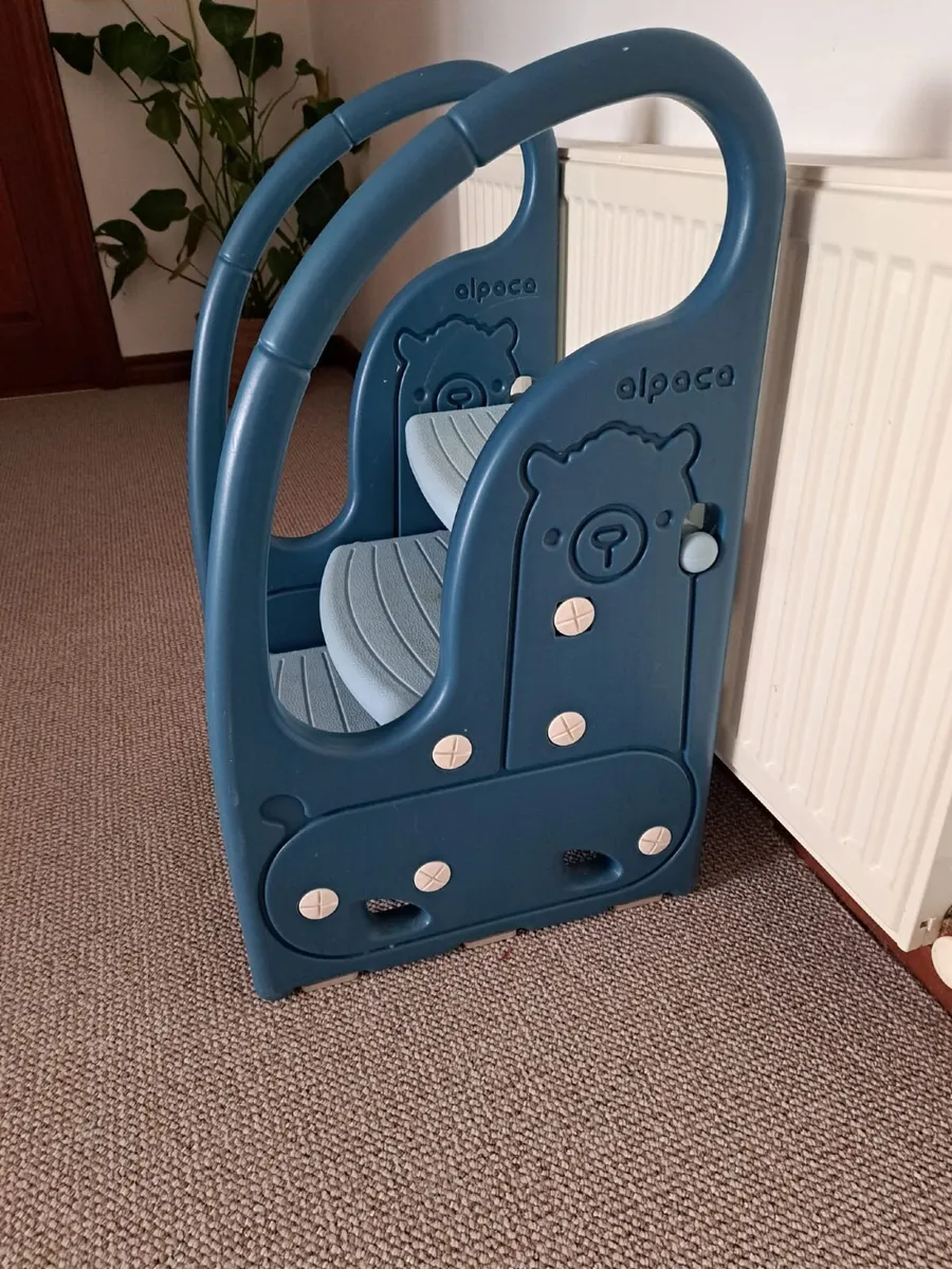 Step Stool for Children - Image 2