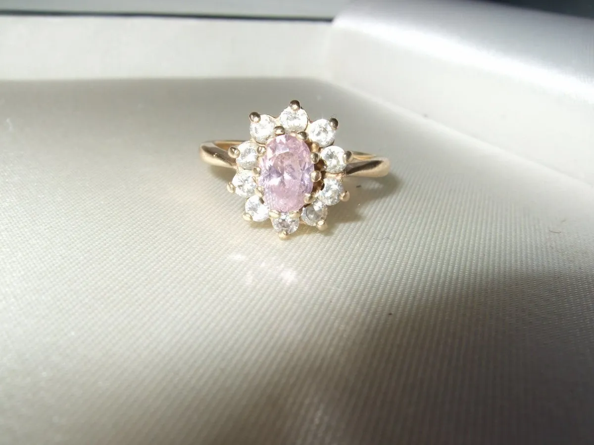 Vintage 9ct Gold Pink & White Gem Cluster - Image 4