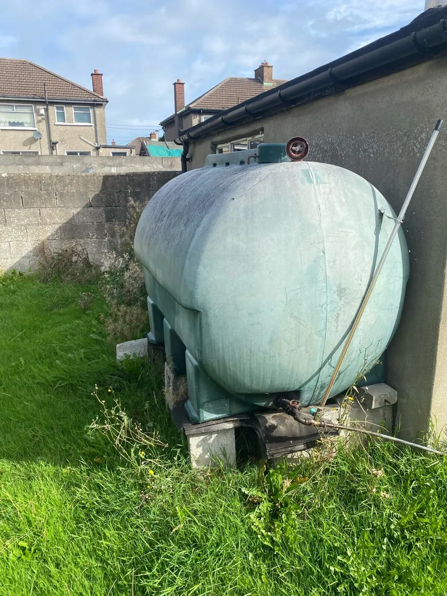 Oil tank - Image 3