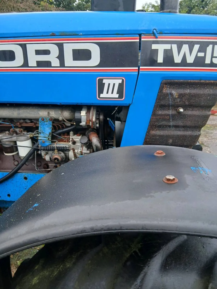 Ford TW-15 super Q cab Last of tae Great TW-15 - Image 2