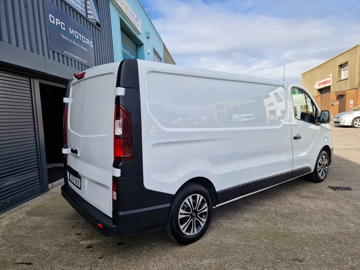 Renault Trafic 2.0L - Full Service History - Image 3