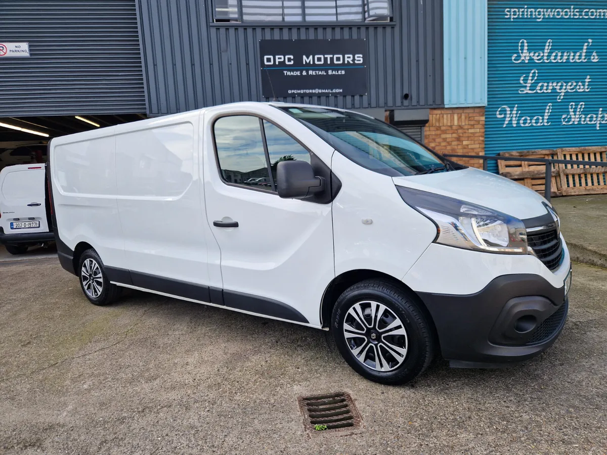 Renault Trafic 2.0L - Full Service History - Image 1