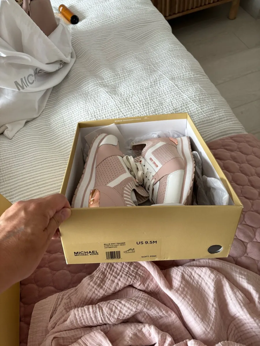 Trainers - Image 3