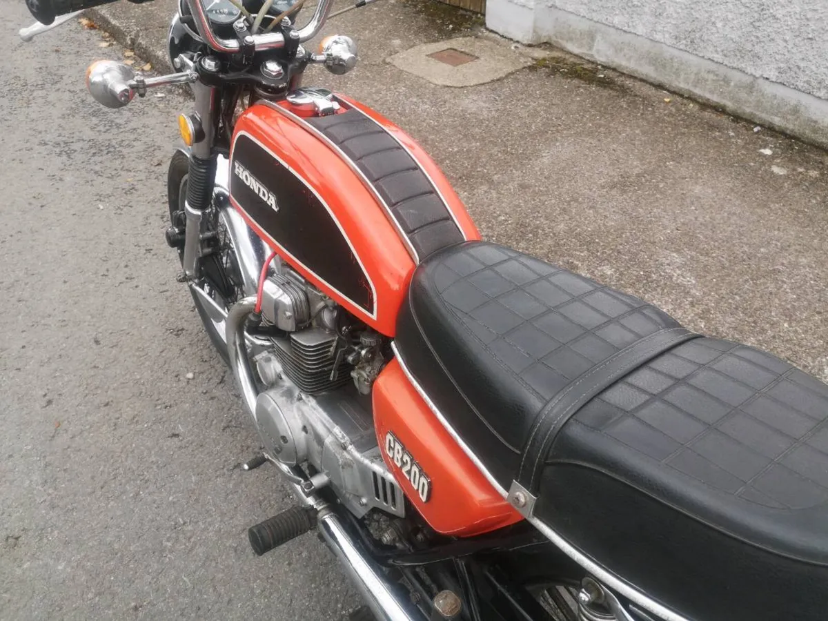 Honda CB200t - Image 2