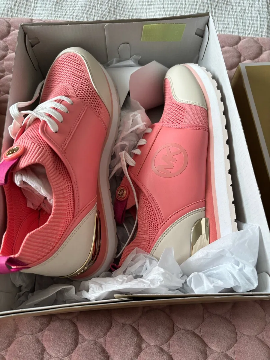 Shoes - Image 1