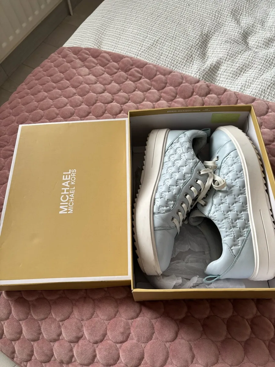 Trainers - Image 1
