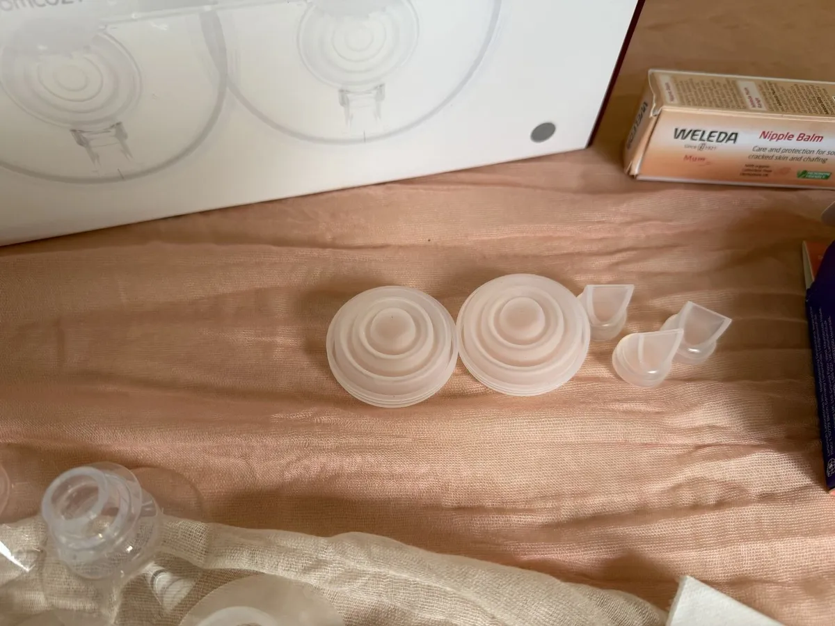 Momcozy double Breast Pump - Image 4