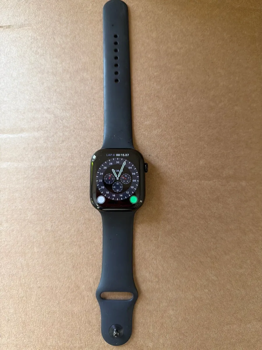 Apple watch  series 11 GPS - Image 2