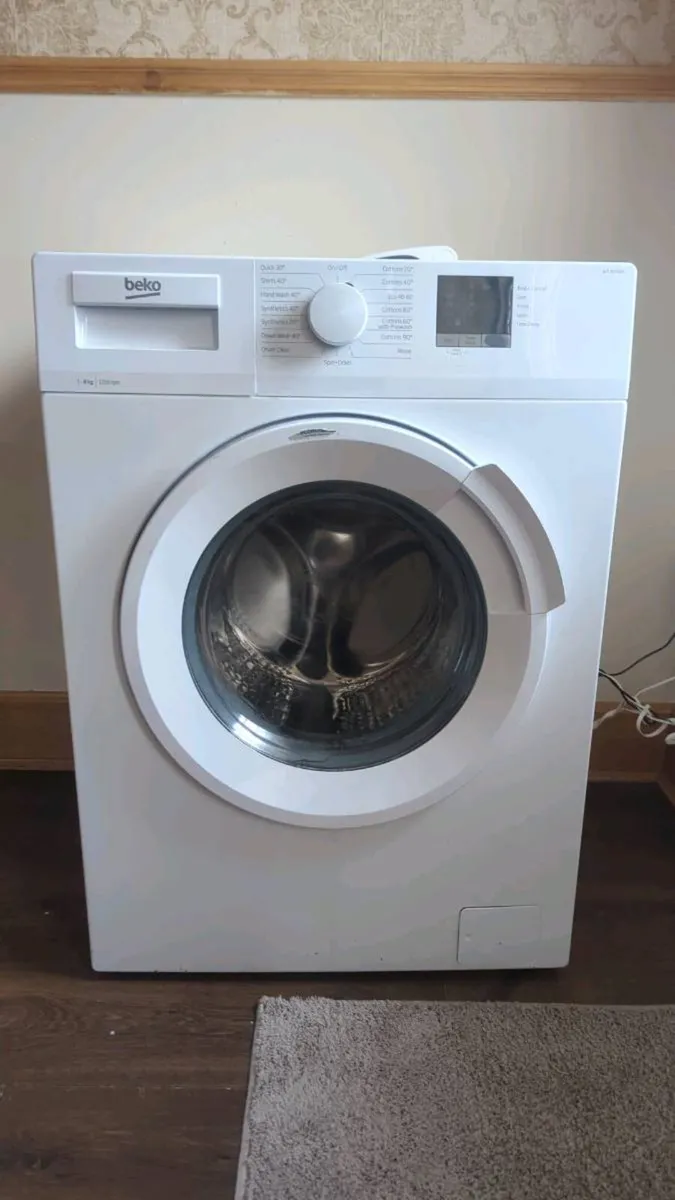 Washing machine - Image 1