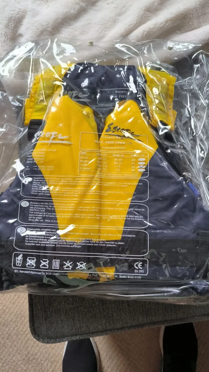 Buoyancy aid - Image 1
