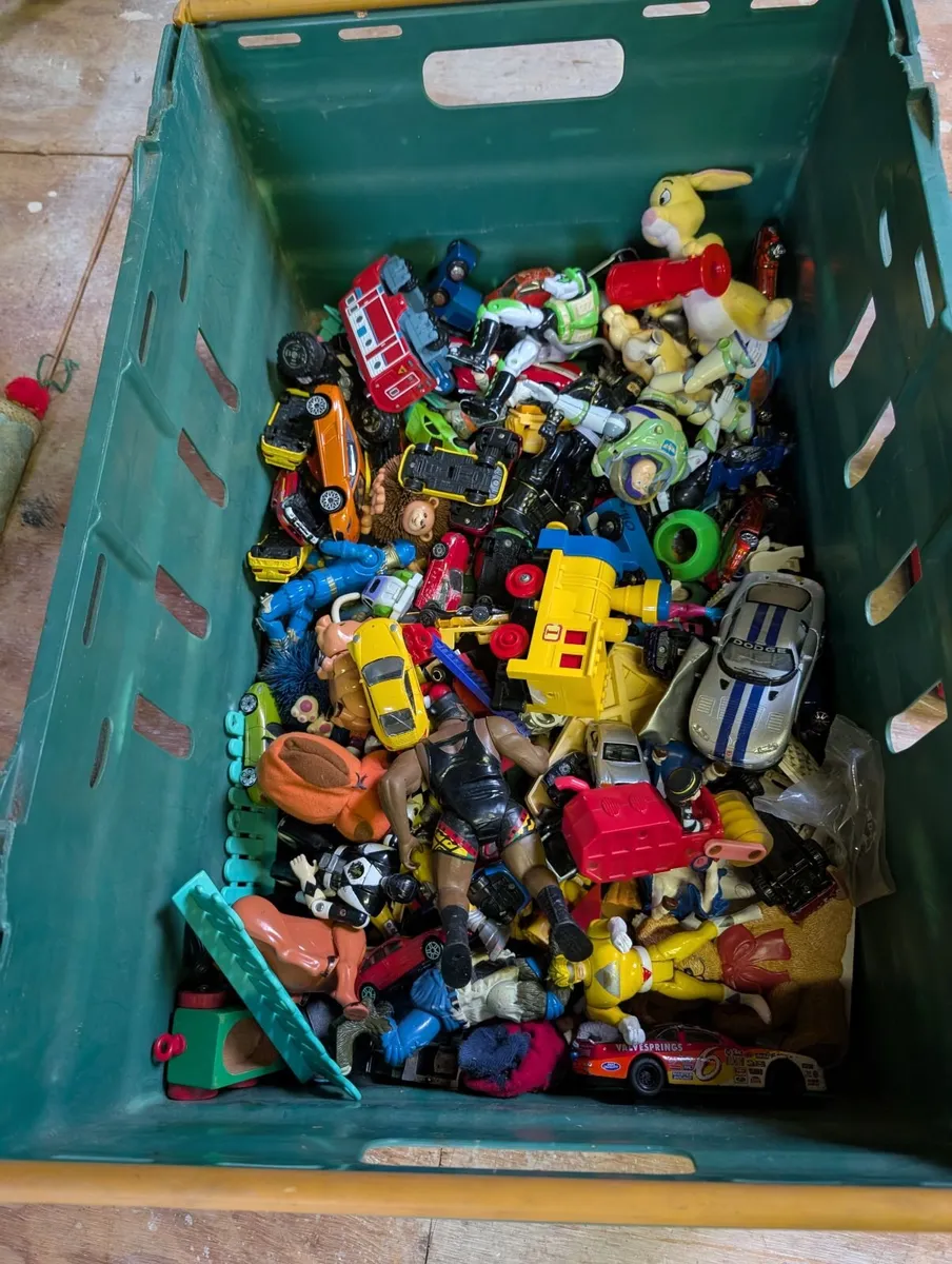 Toys - Image 2