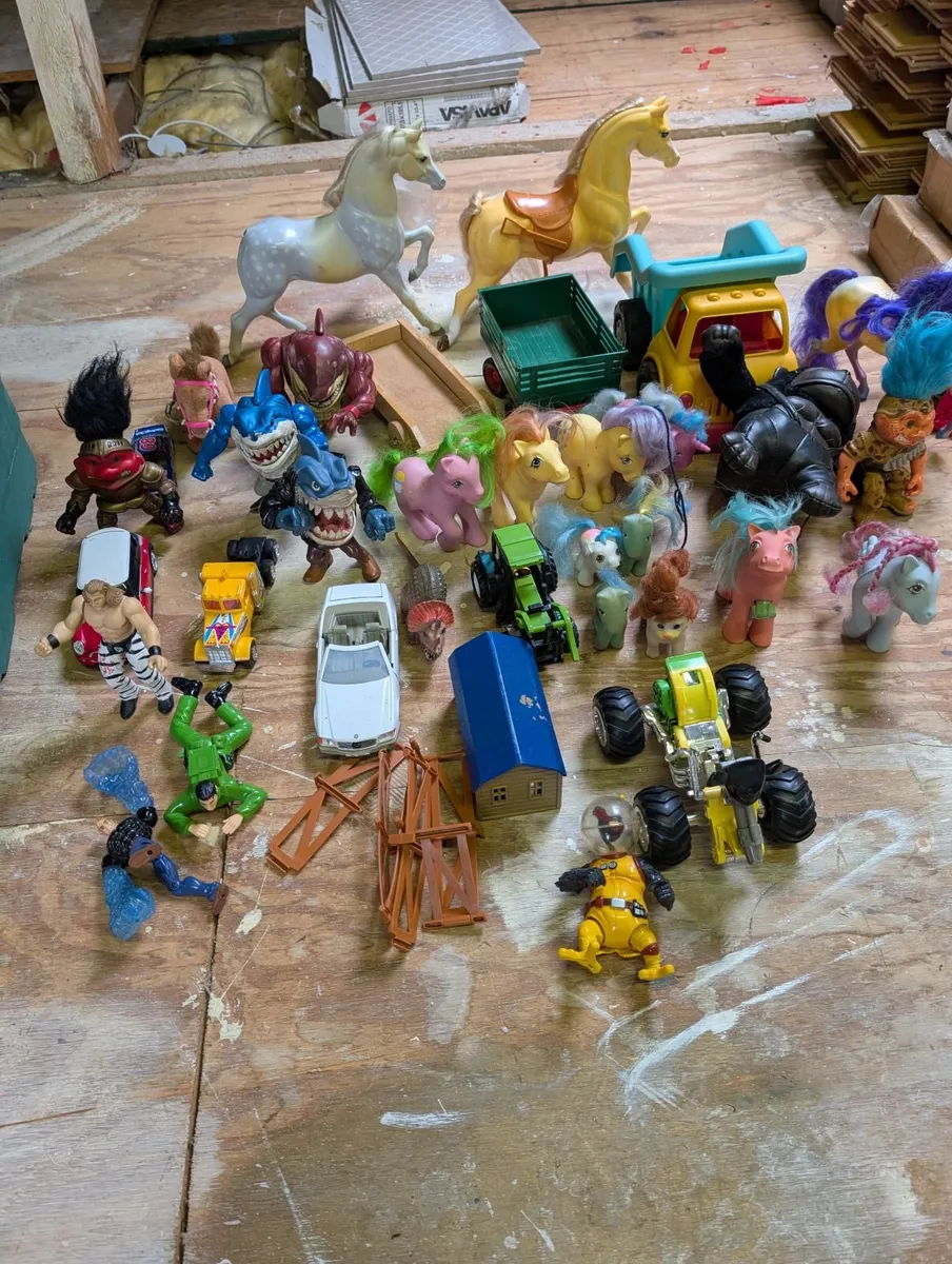 Toys - Image 1