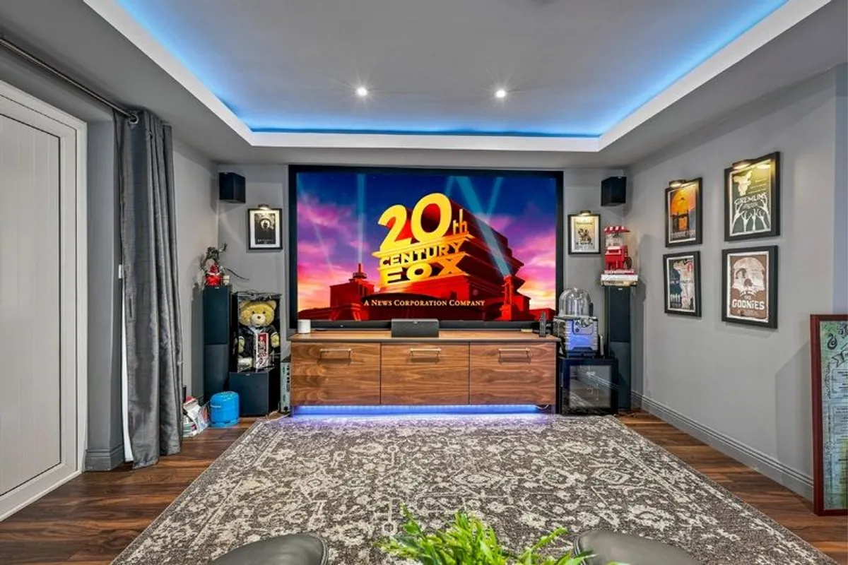 complete cinema setup - Image 3
