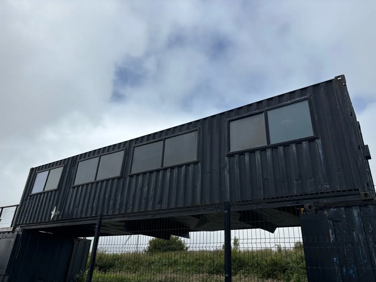 20ft / 40 ft container viewing deck - Image 2