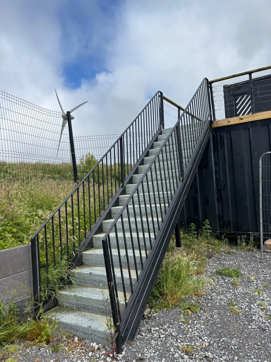 20ft / 40 ft container viewing deck - Image 4