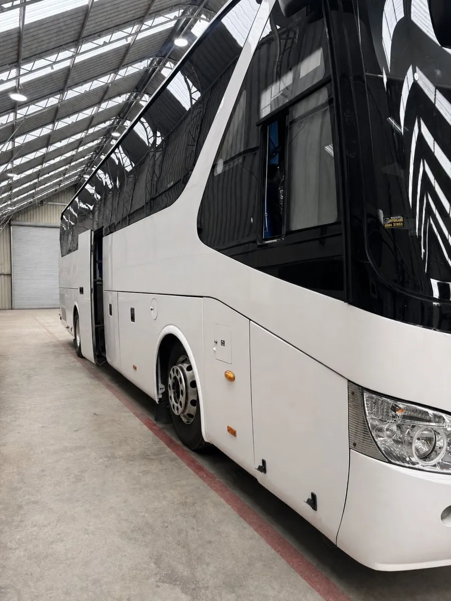 YUTONG TC12 2014 - Image 2