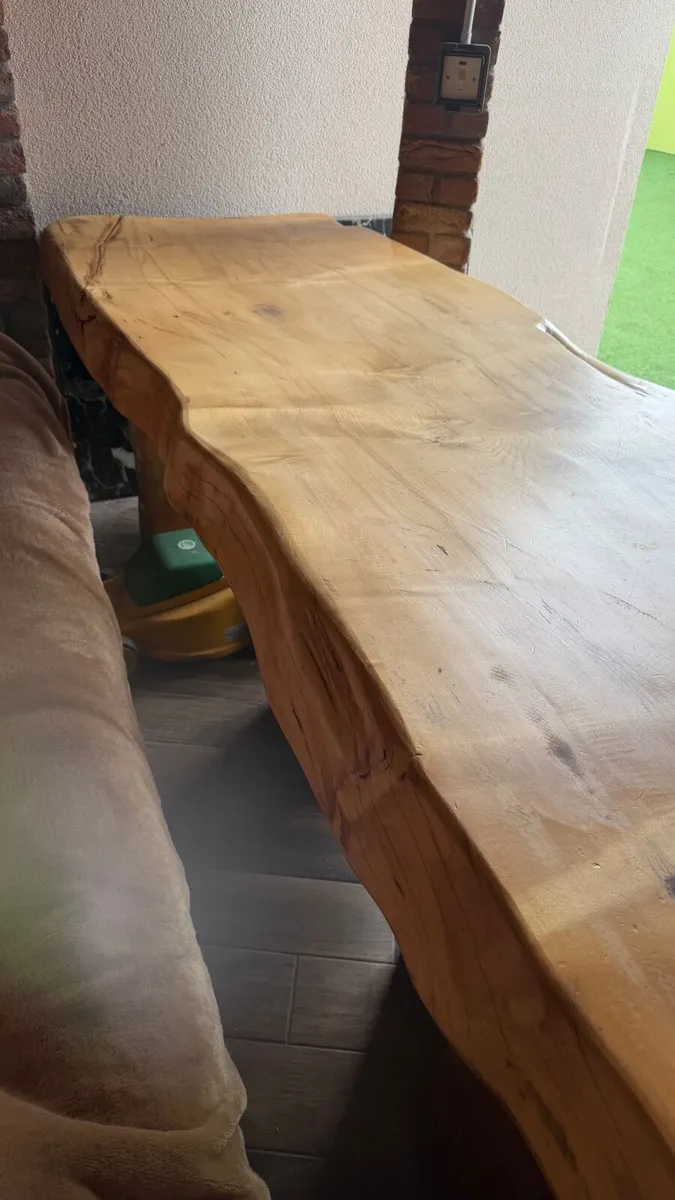 Solid wood table and benches - Image 1