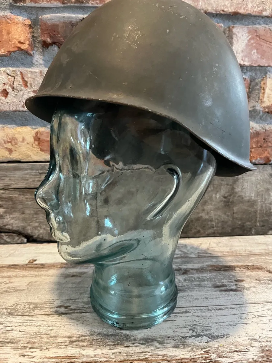 Vintage army helmet - Image 1