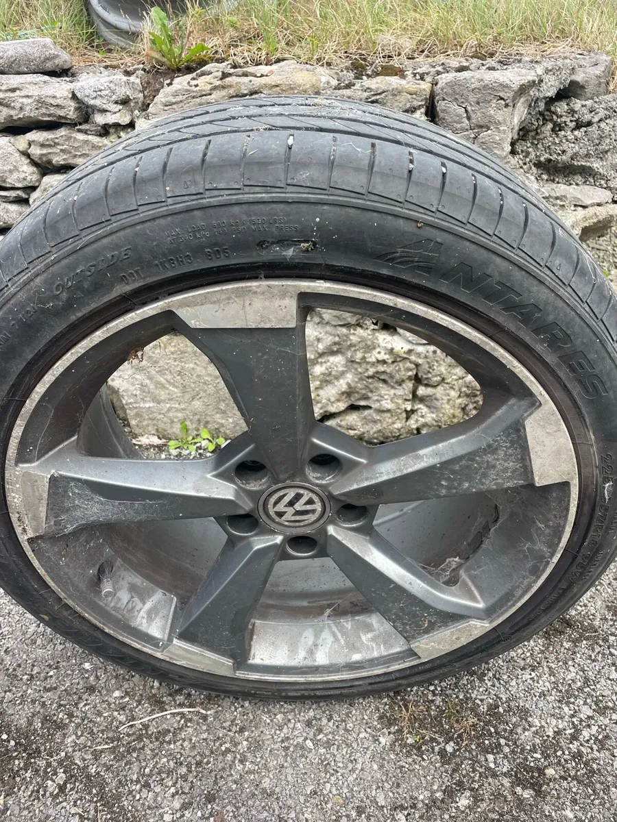 18 inch alloys TTRS - Image 1