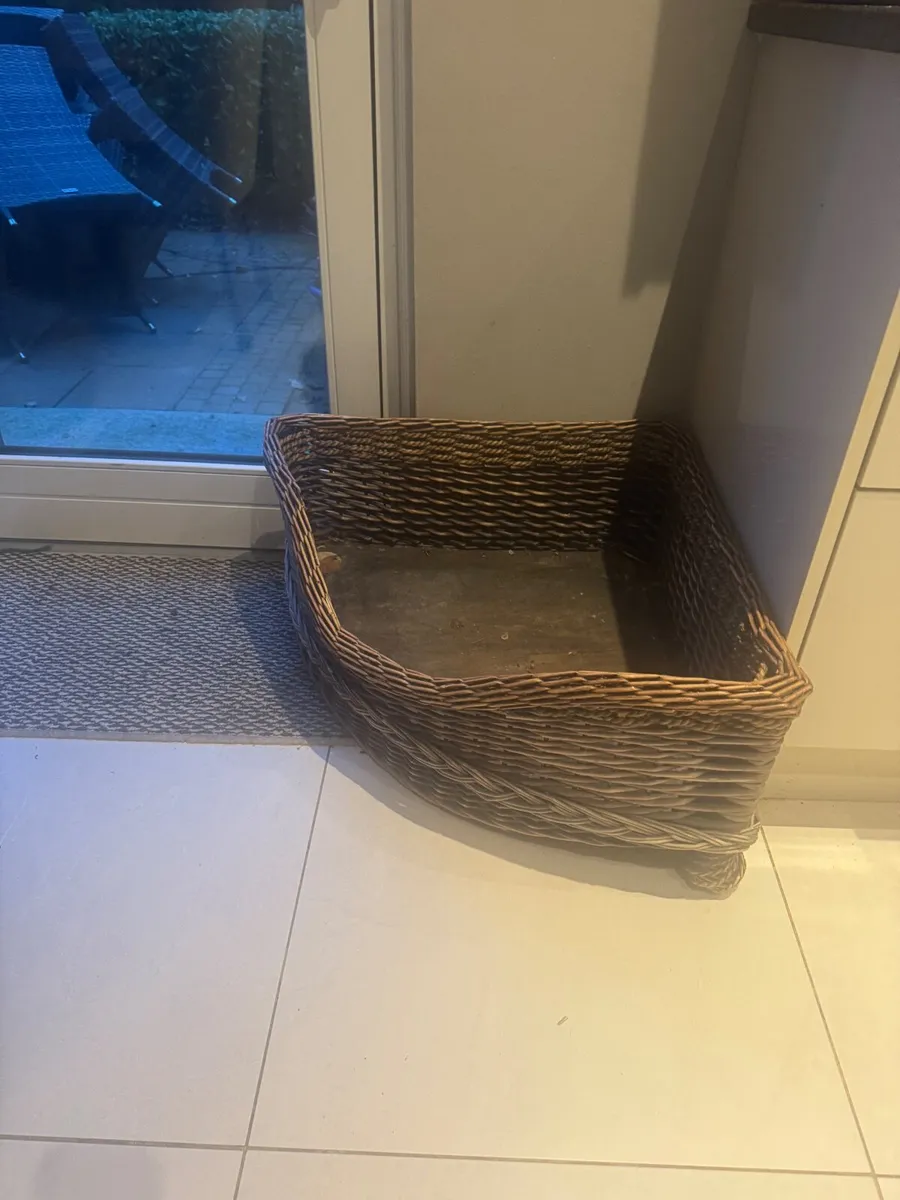 Dog bed
