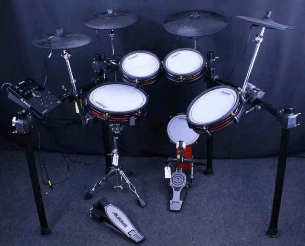 Alesis Crimson (se) 2
