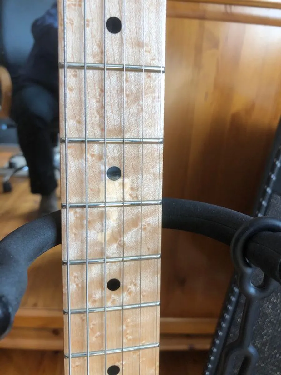 Valley Arts (USA) Custom Pro T (Fender Telecaster) - Image 2