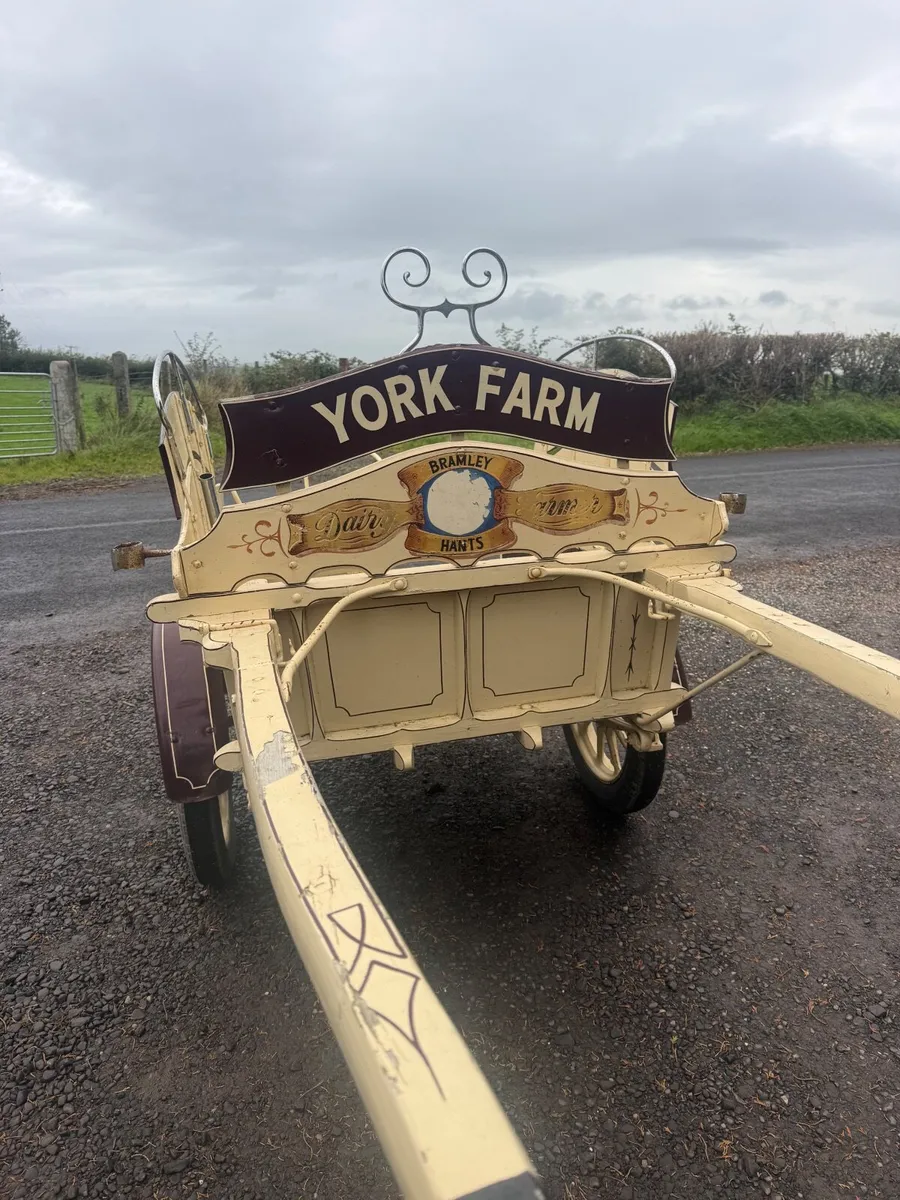 Original horse drawn milk float, cart. - Image 3