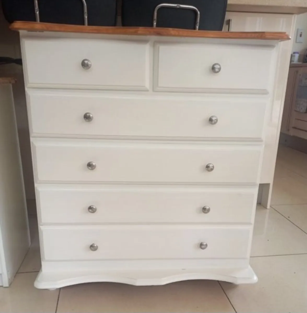 Chest of drawers - Image 1