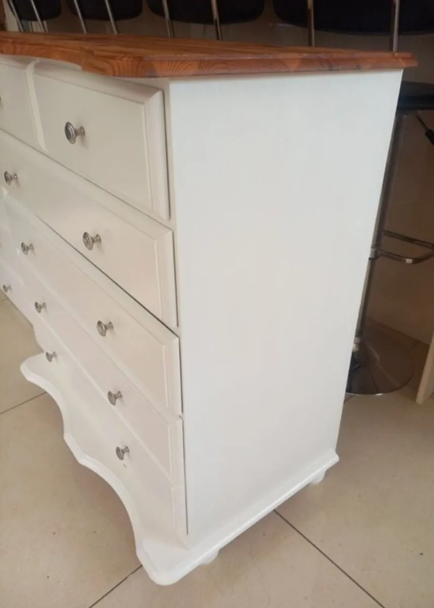 Chest of drawers - Image 2